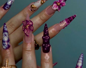 Vibrant Floral Press-On Nails | Handcrafted 3D Purple Tulips Nail Set | Wedding nails, Flower Nails, Custom Hand-painted press on nails