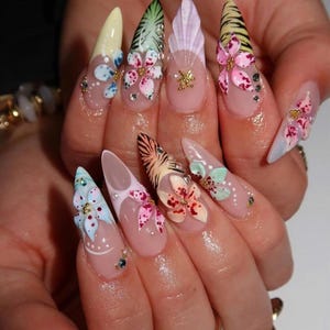 Handmade Vibrant Flower Nails, Tropical Jungle Floral Press On Nails, Summer Paradise Nail Art, 3D Flowers Nails, Bold Nails, Summer Vibes