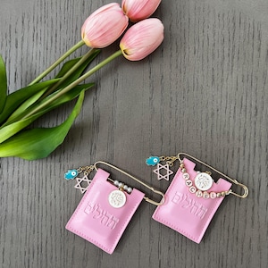 Personalized Stroller Pin with Tehillim, Jewish Baby gift, Purse Pin, Baby Prayer, Tehillim, Personalized baby gift, baby naming, Bris gift