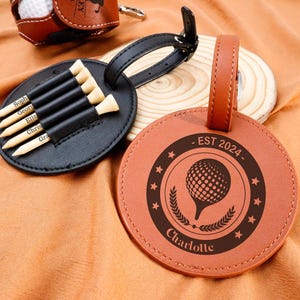 Support personnalisé pour tees de golf, étiquette de sac de golf en cuir gravée avec tees de golf, organisateur de tees de golf avec nom personnalisé, cadeau de garçon d'honneur, cadeau pour homme