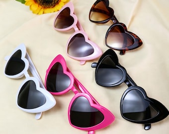 Kundenspezifische Herz-Sonnenbrille, Brille, personalisiertes Brautpartygeschenk, Brautjungferngeschenk, Herz-Brille, trendige Brautjungfern-Brille, Gastgeschenke