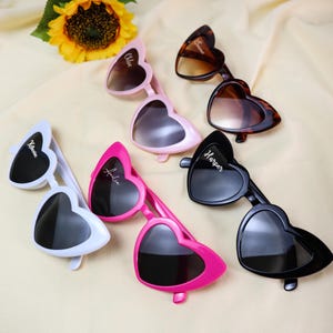 Custom Heart Sunglasses, Glasses, Personalized Bridal Party Gift, Bridesmaid Gift, Heart Glasses, Trendy Bridesmaids Glasses, Party Favors