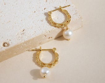 Pendientes de perlas de agua dulce estilo aro, pendientes de estilo francés, pendientes de aro minimalistas, pendientes de perlas para uso diario, pendientes de aro de oro vermeil de 14k.