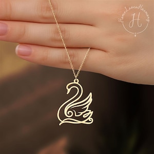 Swan Necklace, Swan Silhouette Necklace, 18K Gold Plated Swan Pendant, Mother&#39;s Day Gift, Gift for Mom, Elegant Jewelry, Minimalist