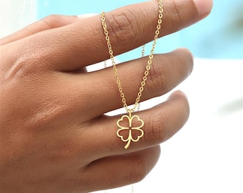 18K Gold Clover Pendant - Japanese Jewelry - Four Leaf Clover