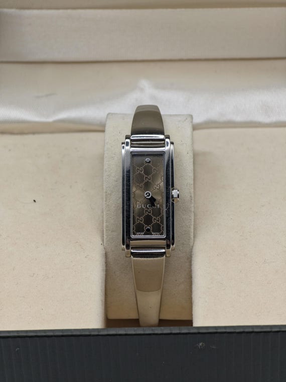 ⌚GUCCI 腕時計 Gucci Women's Rectangular Watch | Model 109 | GG Monogram Dial