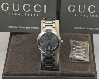 Gucci 8900L Quartz Women's Watch - Etsy
