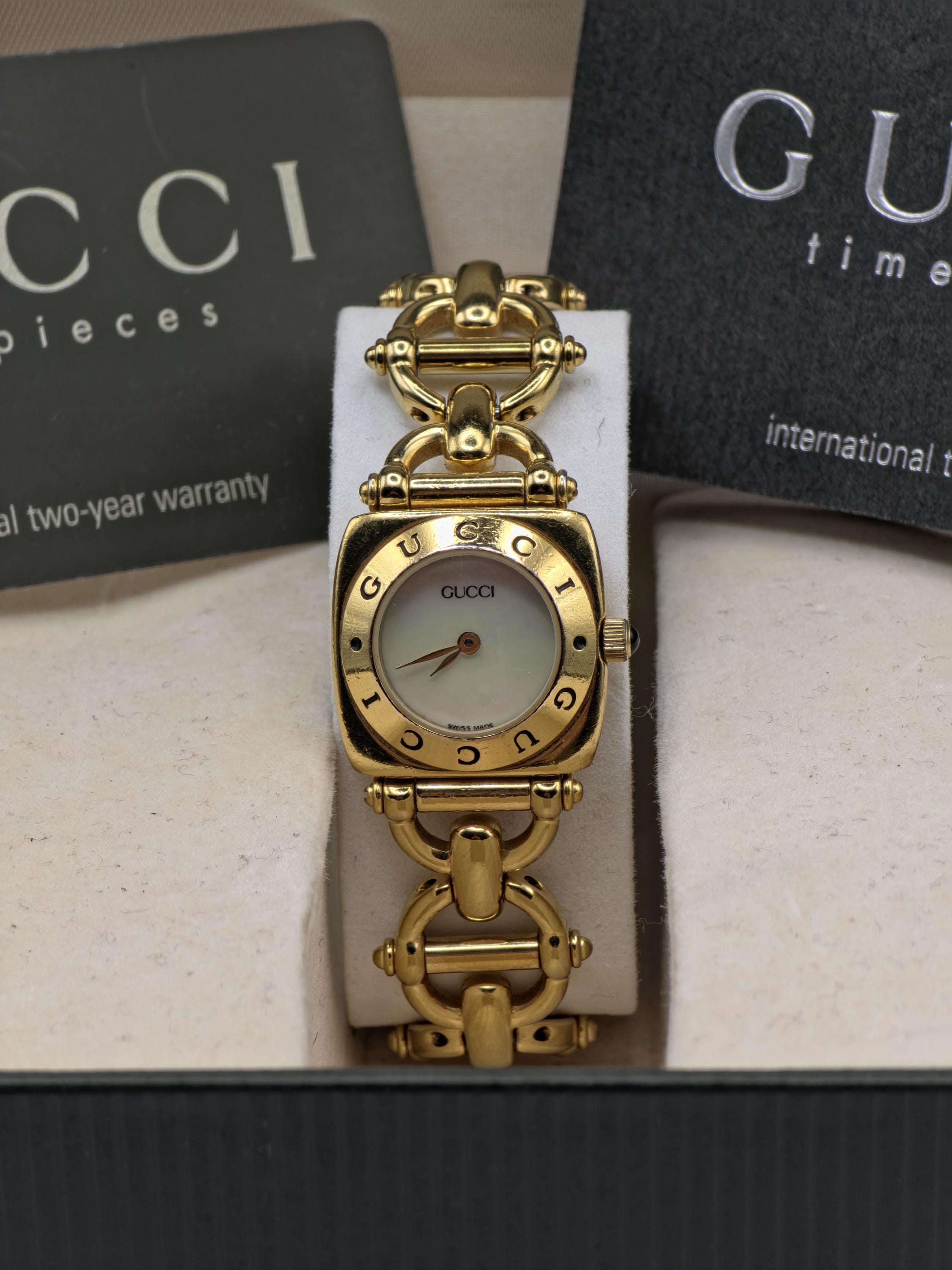 Gucci 6400L Vintage Swiss Women's Watch | Box & International