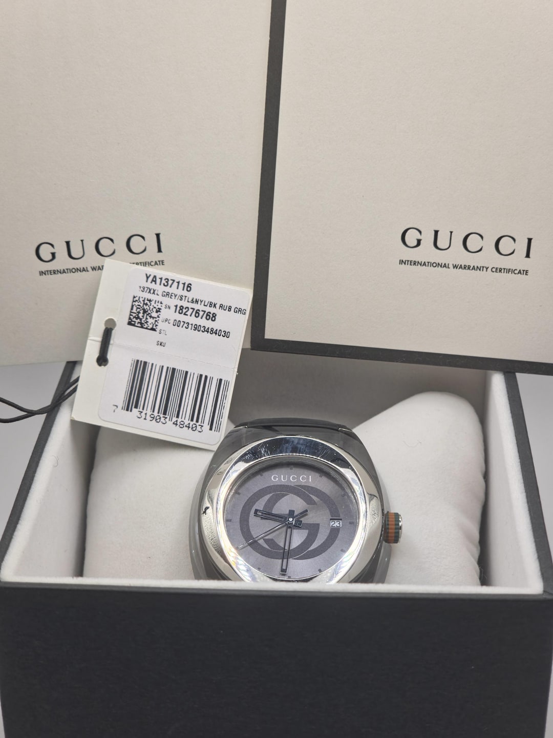 Gucci Sync Mens Black Sport Watch Ref 137.1 Swiss Made Date Rubber