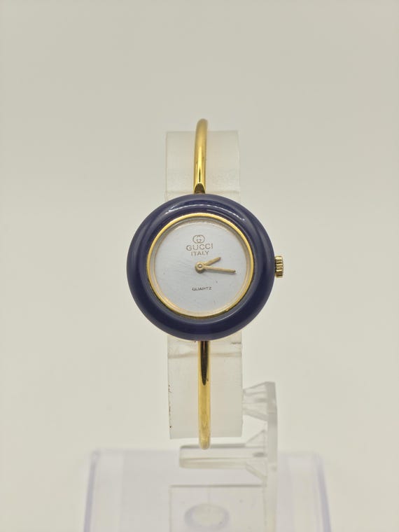 GUCCI レディース 腕時計 クォーツ ゴールド ネイビー Gucci Italy Blue Bezel Bangle Women Vintage Quartz Watch