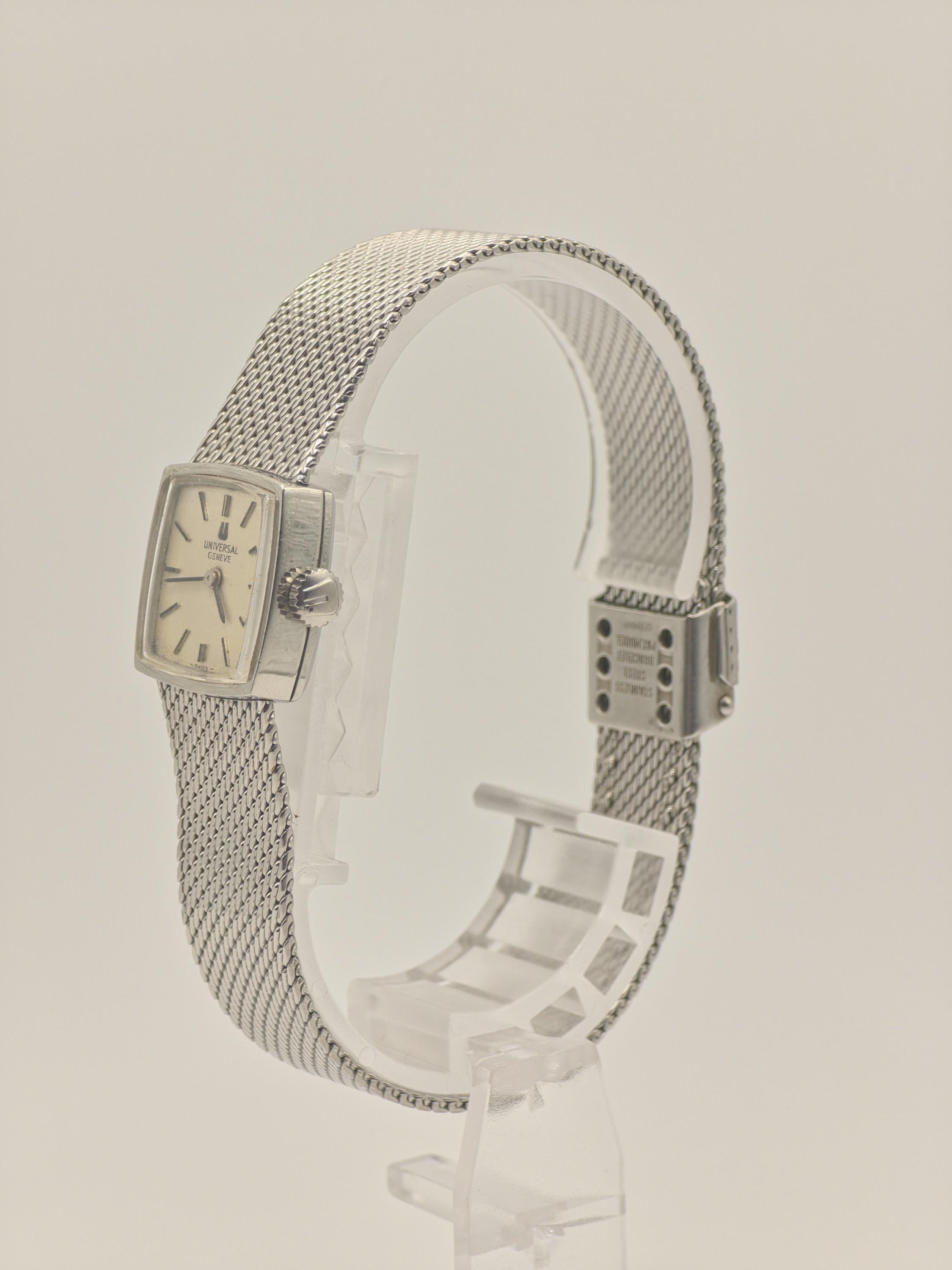 Vintage Universal Genève Ladies Watch, Square Milanese  display picture 2