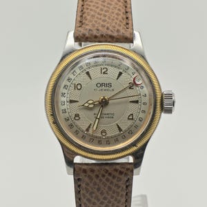 Vintage Oris 17 Jewels Automatic Men's Watch Pointer Date Swiss Madel - 374