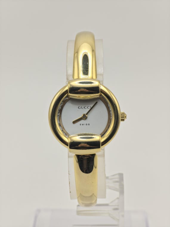 Gucci 1400L Gold Tone Bangle Women Vintage Quartz Watch Minimalist