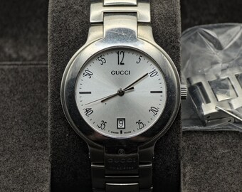 Gucci 8900M Timepiece Vintage Stainless Quartz Watch Men - Box