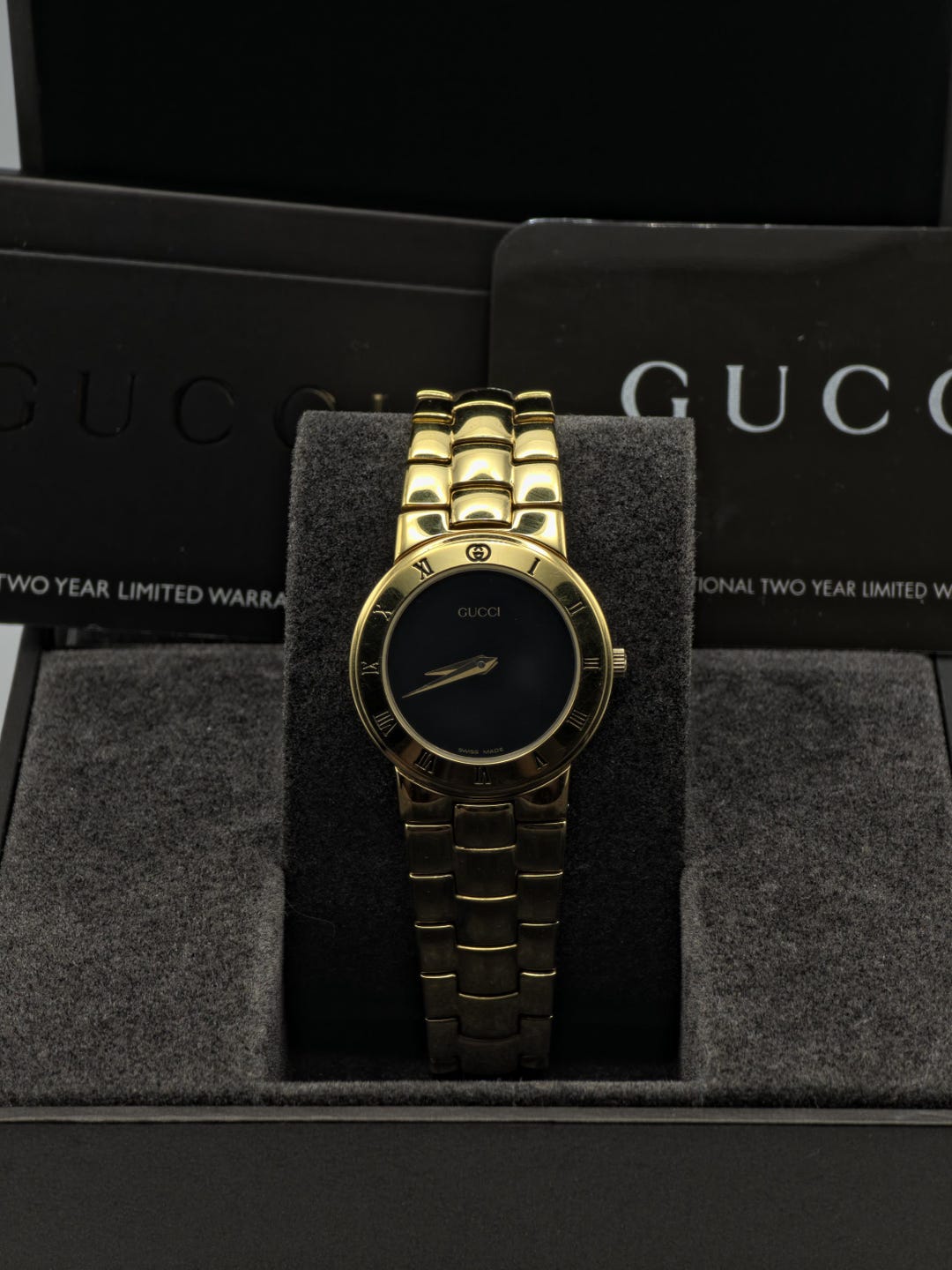 稼働 美品 GUCCI 腕時計 ゴールド ブラック 純正ベルト 箱 3592 Gucci Gold Tone Watch | Model 3300.2.L | Black Dial | Swiss Made
