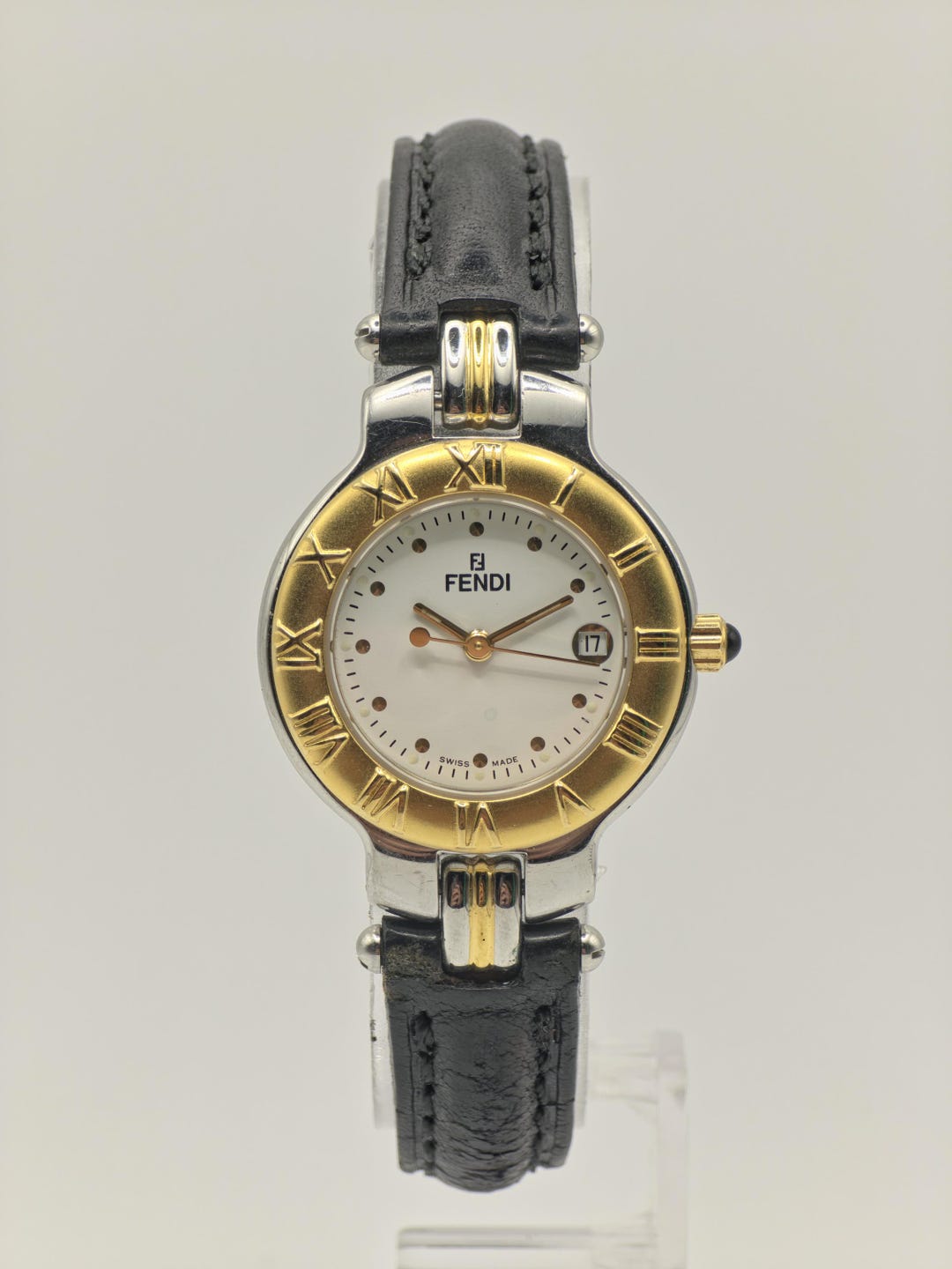 Fendi 900L Swiss Made Women's Quartz Watch Gold Bezel White Dial