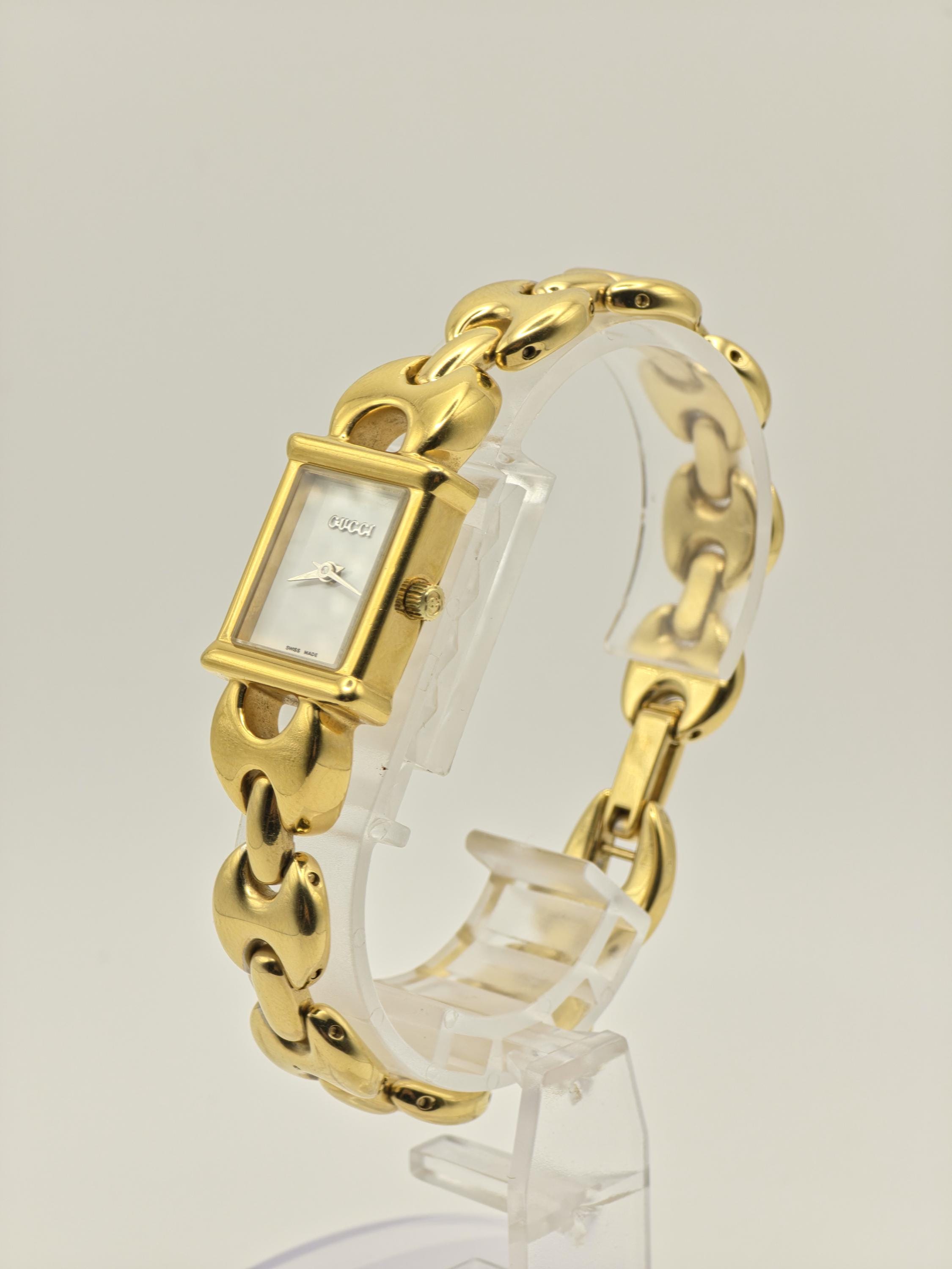 Gucci 1800L Vintage Swiss Women's Watch | Box & Warranty Card