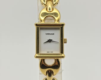 Gucci 1800L Vintage Swiss Women's Watch | Box & Warranty Card