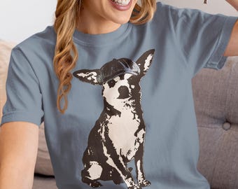 Newsboy Chihuahua-tröja med grafisk design, unisex skjorta i bekväma färger