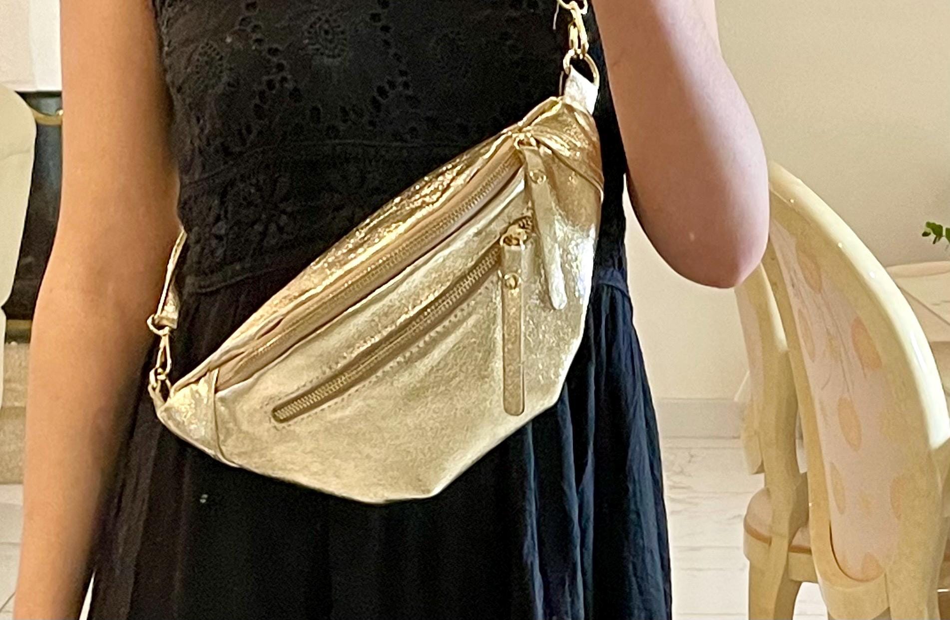 Gold fanny pack 2025