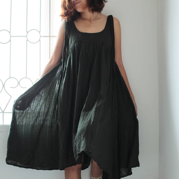 Sun dress knee length dress cotton dress  black  (fit all size) (1446)