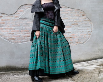 Gonna lunga in cotone con stampa floreale: gonna boho chic a due strati