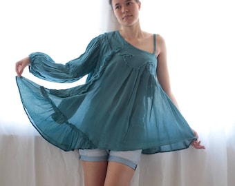 Blouse Asymmetrische Funky ongebruikelijke blouse ... (een maat passend M-L)