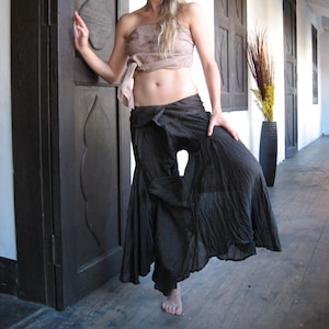 Pants/Hippie fisherman pants (148) in cotton mixed with silk and rayon in 2 sizes