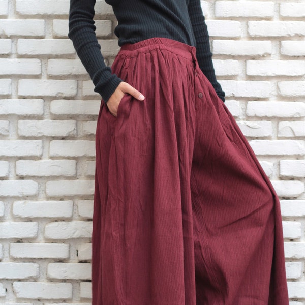 Faites une promenade ... pantalon rouge bordeaux, bloomer, un pantalon long (SM)