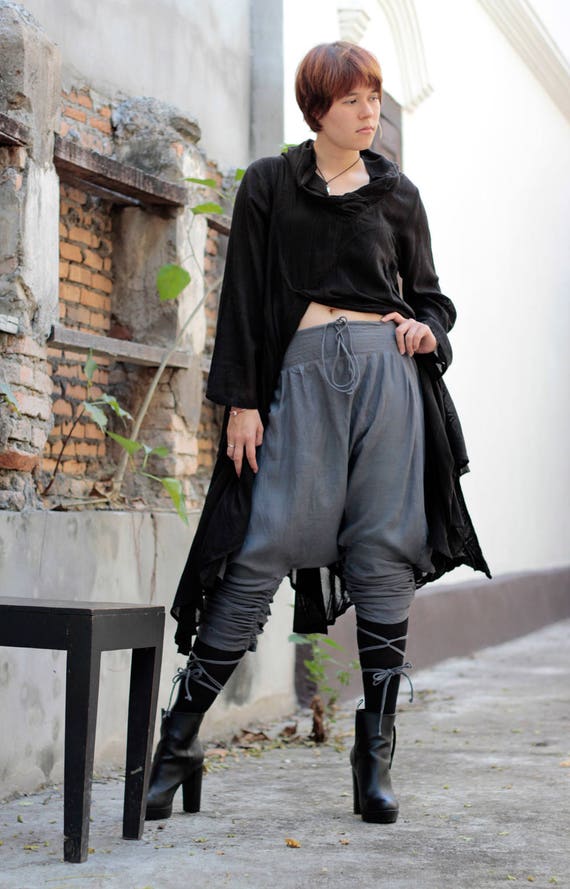 Pants/Harem Funky Pants in size L and all colour avalible...