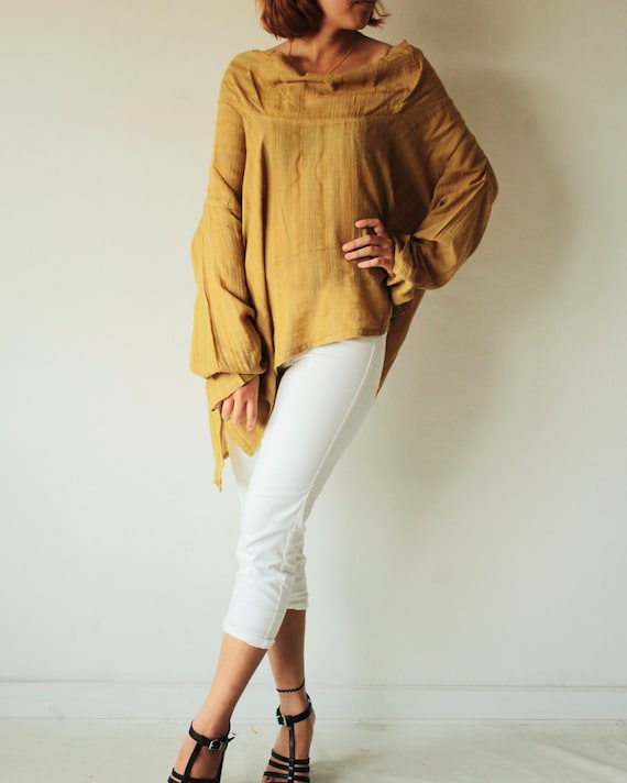 1408 Loose fit blouse ... Linen/cotton  and all colours available..