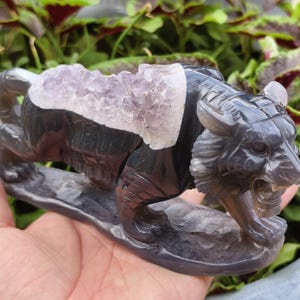 Giant !! Amethyst Agate Geode Tiger Sculpture, Crystal Healing Geode Tiger Carving, Home Decor, Crystal Animal Decor, Rare !!!