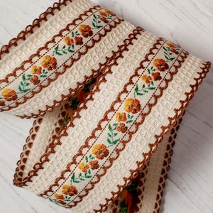 HEIRLOOM SCALLOPED Vintage Cotton Floral Jacquard Ribbon 1-5/8&quot; – 1970s Brown Scalloped Bordered Trim with Embroidered Coral, Yellow Flowers