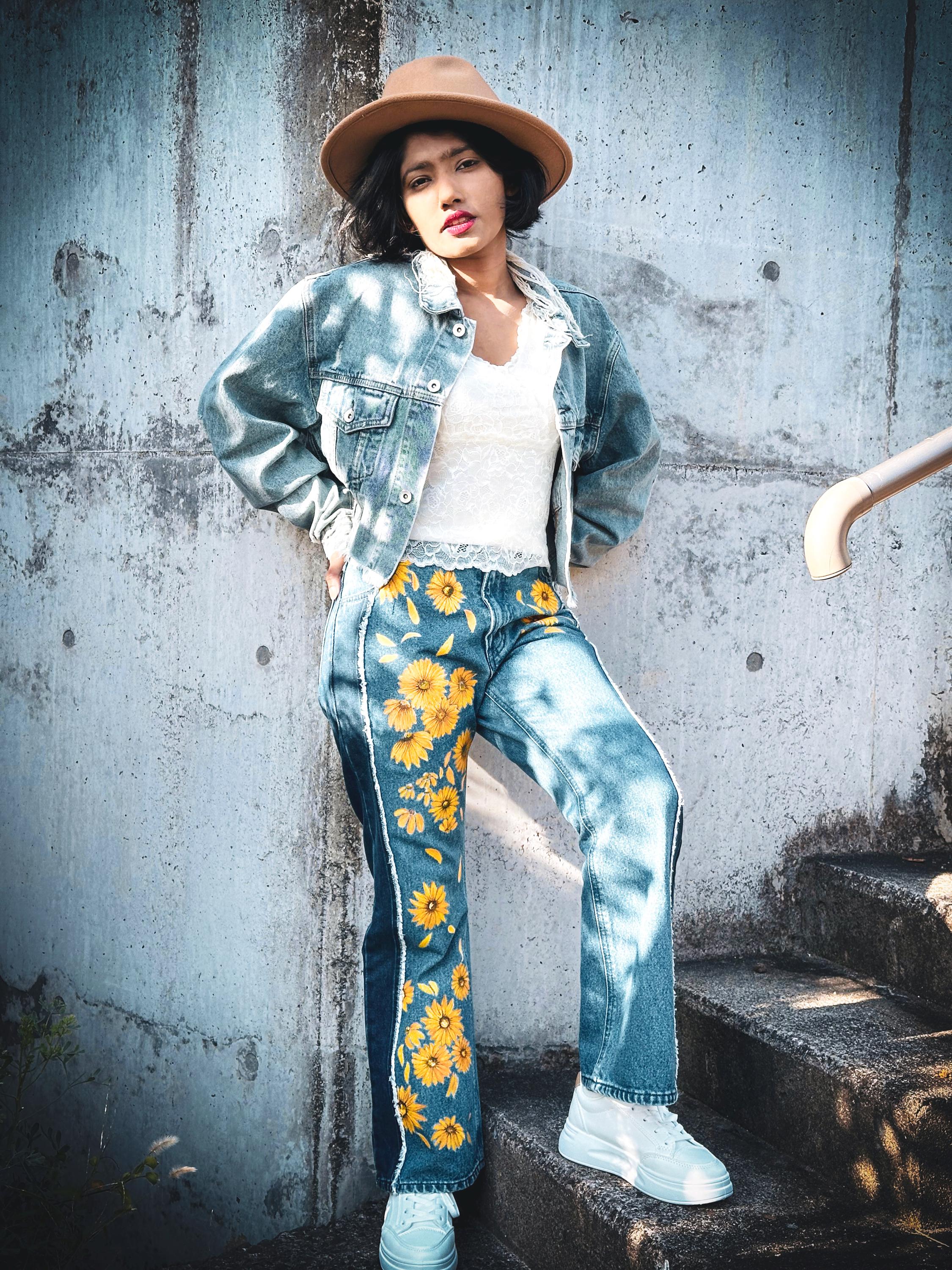 Hand-painted Women's Flower Denim Jeans, Custom Painted Daisy