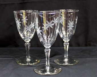 3 bicchieri da vino Libbey Candlelight con stella atomica incisa, stile moderno di metà secolo, n. 3675, anni '30.