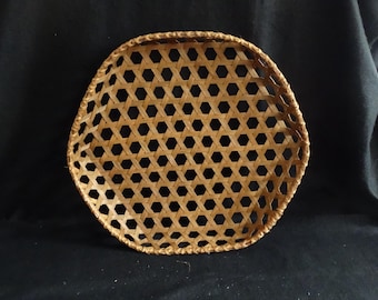 Hand Woven Shaker Basket: Golden Oak Wall Hanging (27" Diameter)