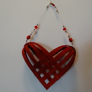 Hand Woven Basket Heart in various colors with beaded handle.Heart Shaped Basket.Valentine Day gift basket.  Handmade baskets in fun colors!