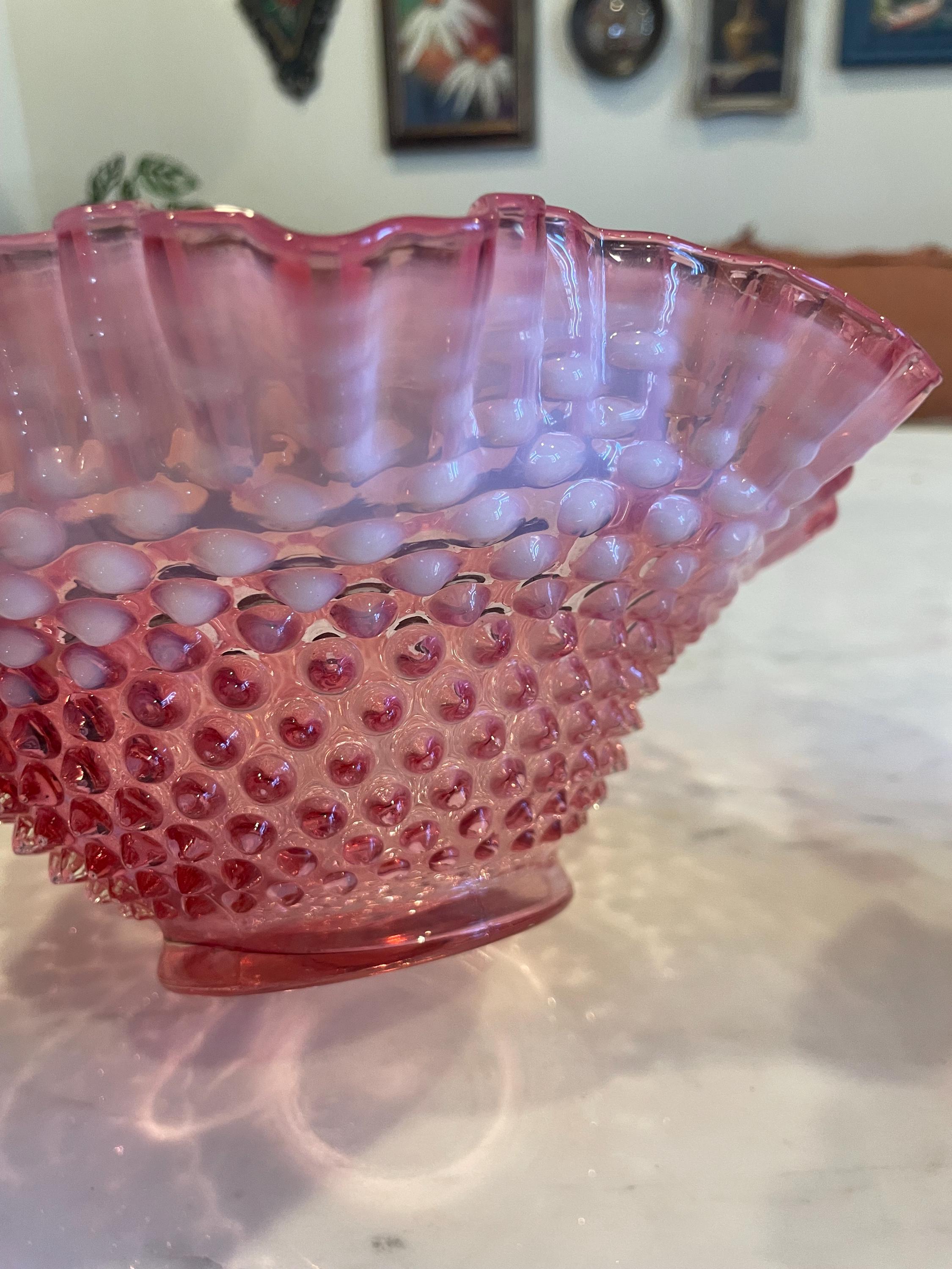 ヴィンテージ フェントン クランベリー ガラス ホブネイル フリル