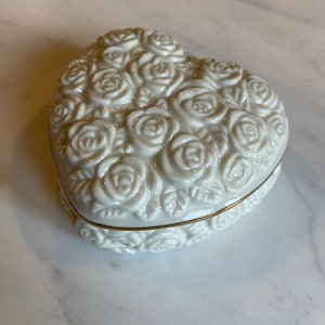 Elegant Lenox Porcelain Rose Trinket Box