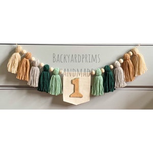 Woodland yarn tassel Garland, Birthday highchair tassel banner, Yarn Tassel banner, cake smash backdrop, 1st Birthday, Earth tones garland