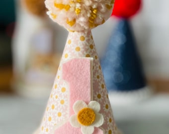 First Birthday Party Hat, Daisy Floral 1st Birthday Hat, Pink Pom Pom Cake Smash Hat, Boho Girl Birthday Crown