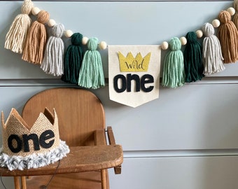 Wild ONE high chair Yarn Tassel banner, WILD one garland, smash cake banner, Wild One 1st Birthday garland, yarn garland