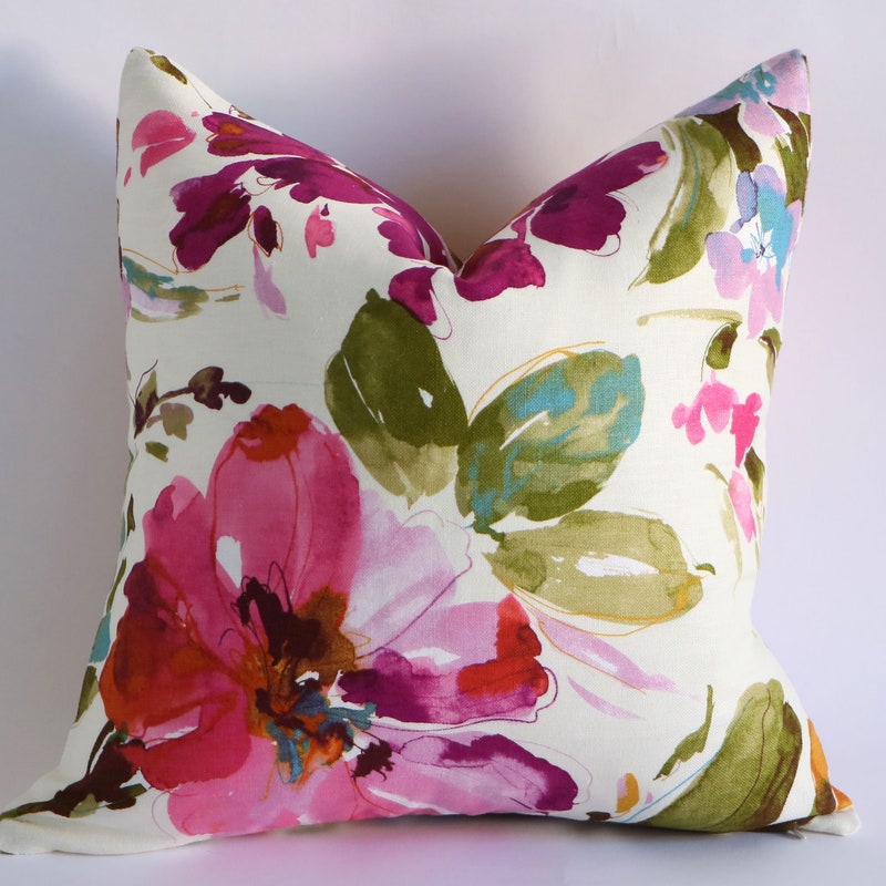 Beautiful view of Decorative Throw Pillows