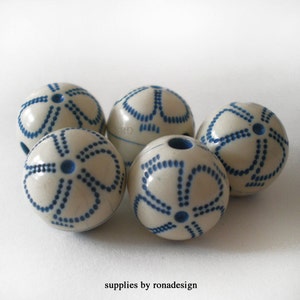 10mm Acrylic Blue Marble Ball Beads, Swirled Marbled Pattern, 2mm Holes,  Round Spacer, Bold and Colorful, Fun Jewelry Making, Blue and White