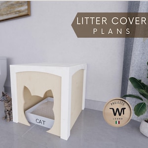 Puede incluir: Una cubierta de caja de arena para gatos de madera blanca con un recorte en forma de gato. La caja está en un baño, con el texto "LITTER COVER PLANS" y un logotipo "PROJECTS W LEGNO". Un gato está sentado al lado de la caja.