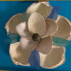 Seashell Flower Bouquet 9x7