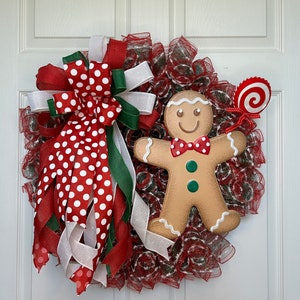 Christmas Gingerbread Man Wreath, Red and White Polka Dot Bow, Holiday Front Door Decoration, Candy Cane Themed Wreath for Christmas Decor