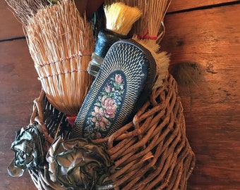 Basket Grouping "ANTIQUE BRUSHES"