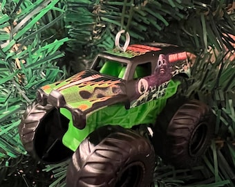 Monster Jam Grave Digger Monster Truck Christmas Ornament! Purchased Benefits Physical Education and Sports Programs!!