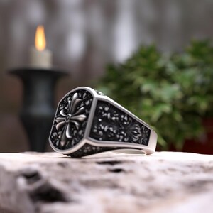 Predator Ring: Gothic Baroque 925 Sterling Silver Alien Hunter Ring